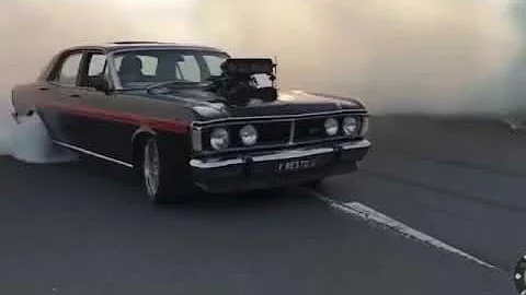 V-Resto Supercharged XY Falcon Burnout