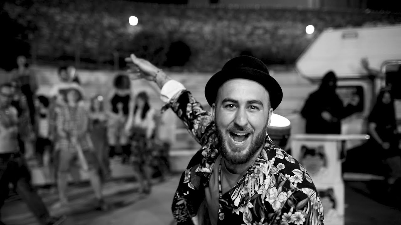 Disperato Circo Musicale - Balkan Caramelle (Official Video)