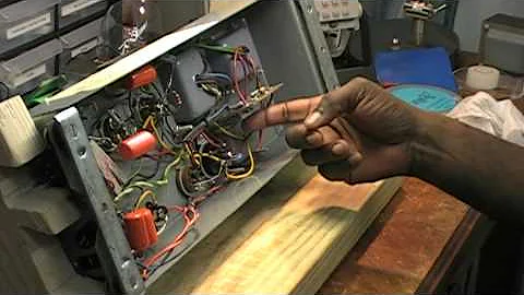 Initial Examination Of A Leslie  147 Amplifier That Has Been Sitting On The Work Bench