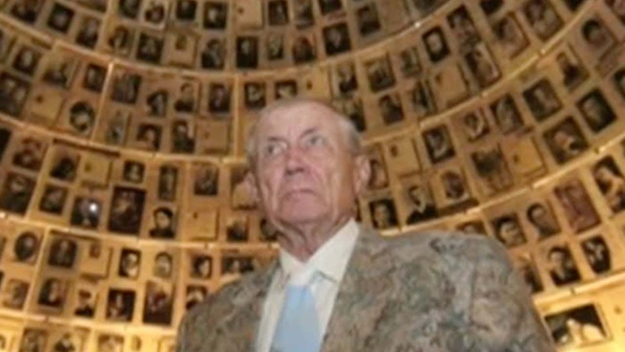 Famed Russian poet Yevtushenko dies at 84