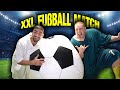 XXL FUßBALL MATCH mit AGRESSIONSPROBLEMEN   VERLIERER MUSS HUNDE FUTTER ESSEN / Jordan & Semih