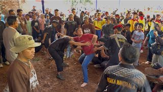 Banyak Yang Kesurupan! Bubuka Seni Reak Pusaka Mandhala Babakan Sumedang