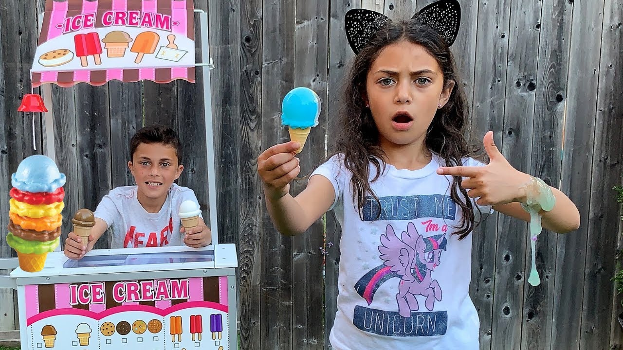 Funny story about buying Ice Cream Toys with Heidi - YouTube