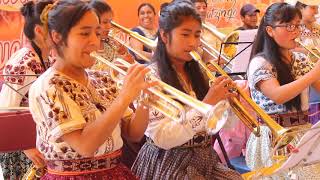 Banda filarmonica femenil Ka¨Ux &quot;Maria Sabina Mambo&quot;