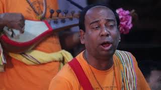 হরে কৃষ্ণ হরে কৃষ্ণ হরে রাম হরে রাম মহা নামযজ্ঞ একনাম কির্তন,, নাম বিনে কলিজীবেন গতি নাই- মনোহর পাগল