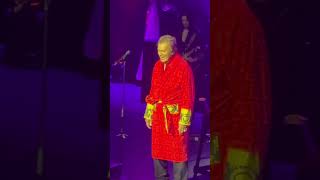 "YOU SHOW THEM ENGE!" #engelbert #legend #warriorspirit #1million #londonpalladium