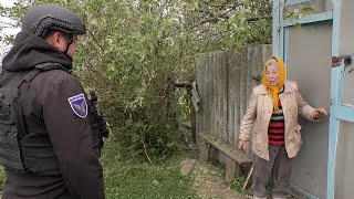 Залишаються найстійкіші: на Харківщині поліцейські продовжують вивозити людей з-під обстрілів