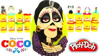 Huevo Sorpresa Gigante de Imelda de Coco de Play Doh