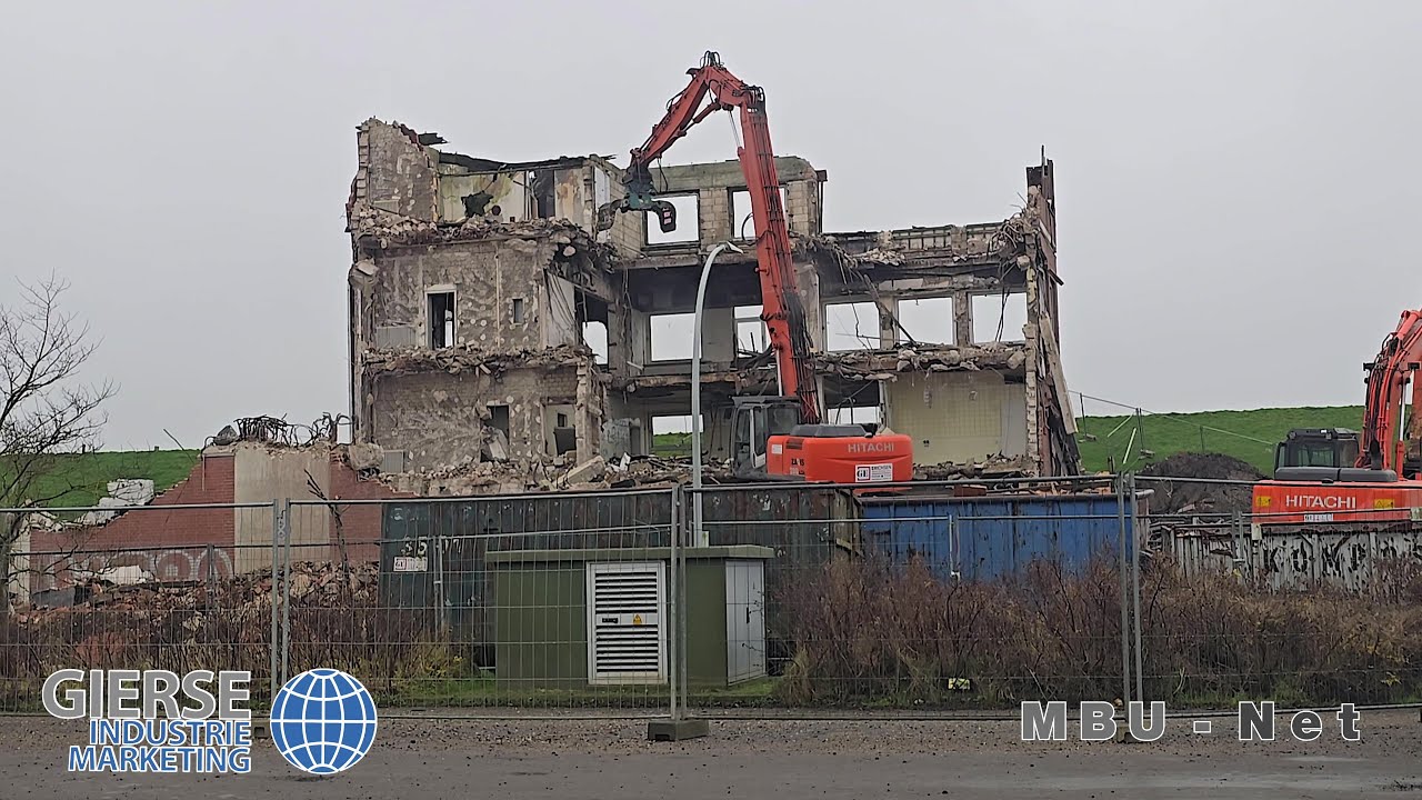 Abriss - Nordseehotel - Am Dockkoog - Husum - Info: Am 15.01.2018 brannte das Hotel ab.