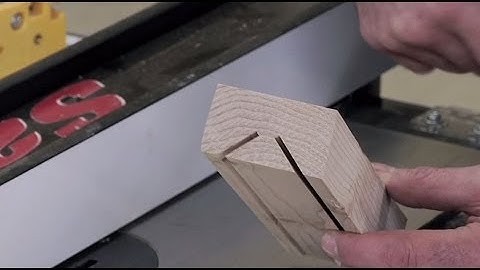 How To Make a V-Block on the Table Saw  |  Woodworkers Guild of America