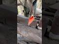 How the blacksmith makes a crowbar