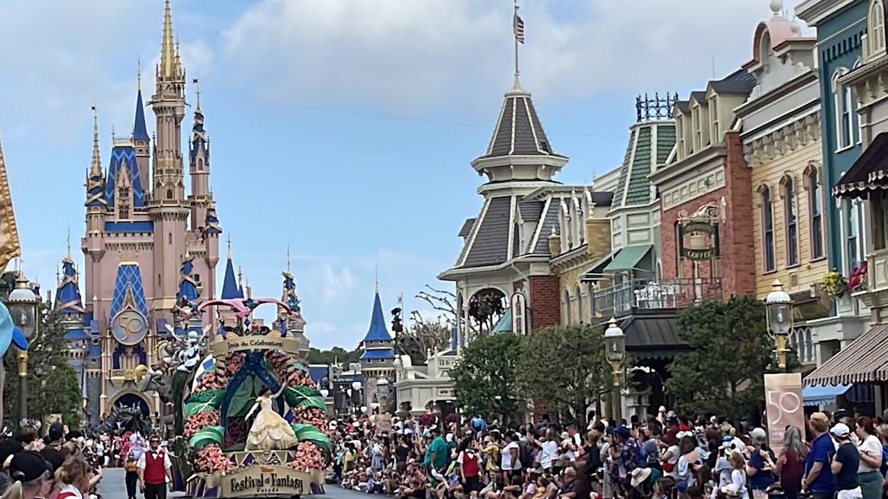 It’s back!!!! Disney’s Festival of Fantasy Parade🏰❤️🐉😊 March 9th 2022