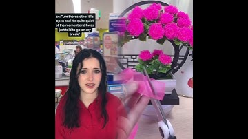 I’ve never done this btw!! I always get the queue down first!! #retail #customerservice #r