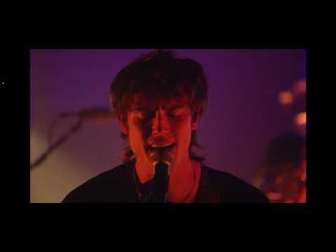 hippo campus- vacations