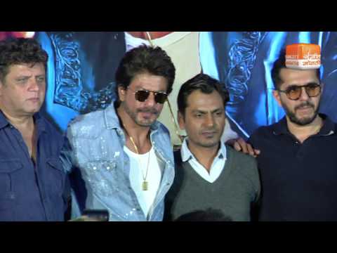 Shahrukh Khan Vs Hrithik Roshan | Raees-Kaabil | Sangeet Marathi | 2017