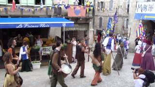 LES MEDIEVALES DE MONFLANQUIN (47) 2012 - Premier passage de la parade