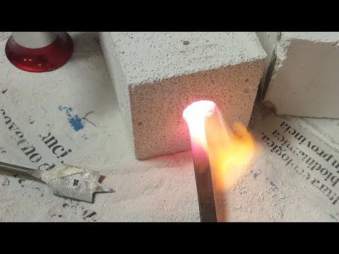 Video: Fornelli panciuti fai-da-te per una combustione lunga