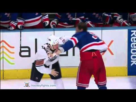 Steve MacIntyre vs Derek Boogaard Round 2 Nov 14, ...