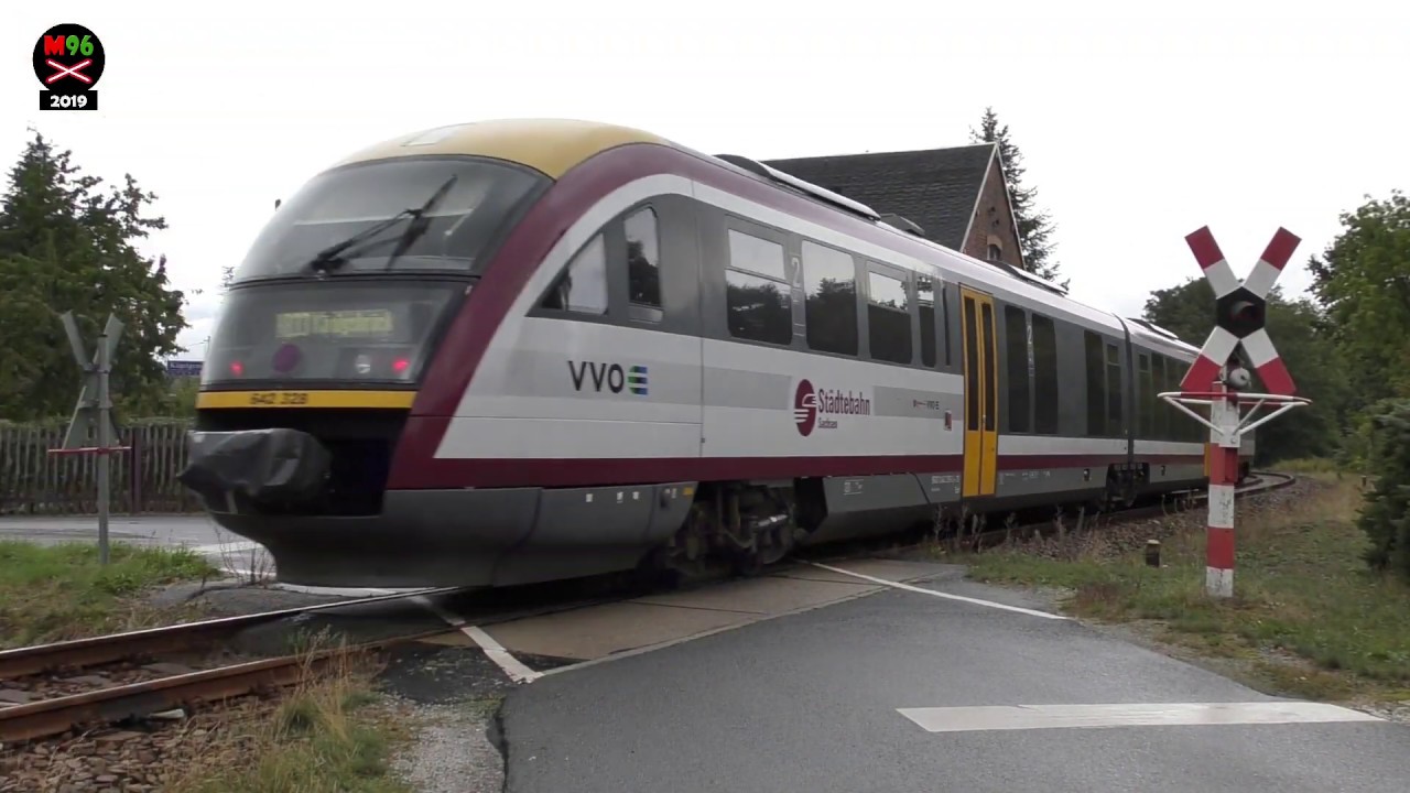 Bahnübergang Weixdorf #2 (D) - 25.9.2019 / Železniční přejezd / German railroad crossing