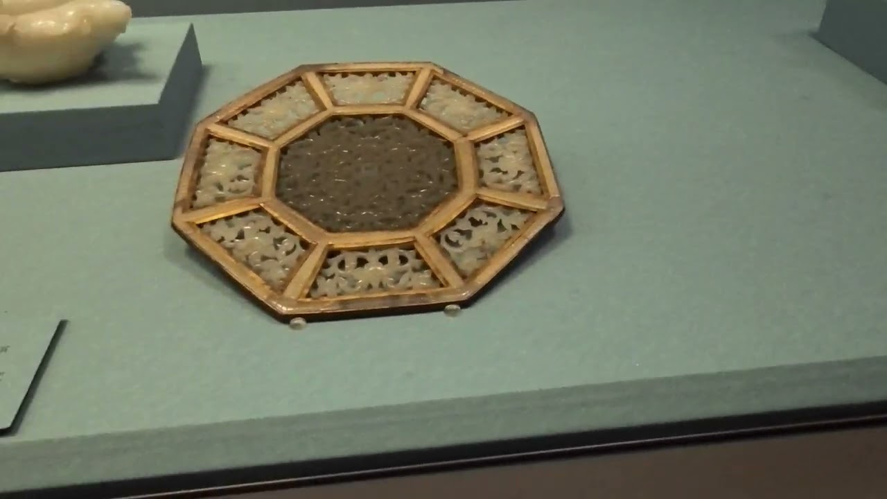 国立故宮博物院の展示その2(玉器) 28/47[4K] - YouTube