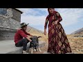The Nomadic Life: Plastering and a Day in the Life of Mohammadreza and Zainab | Short Documentary