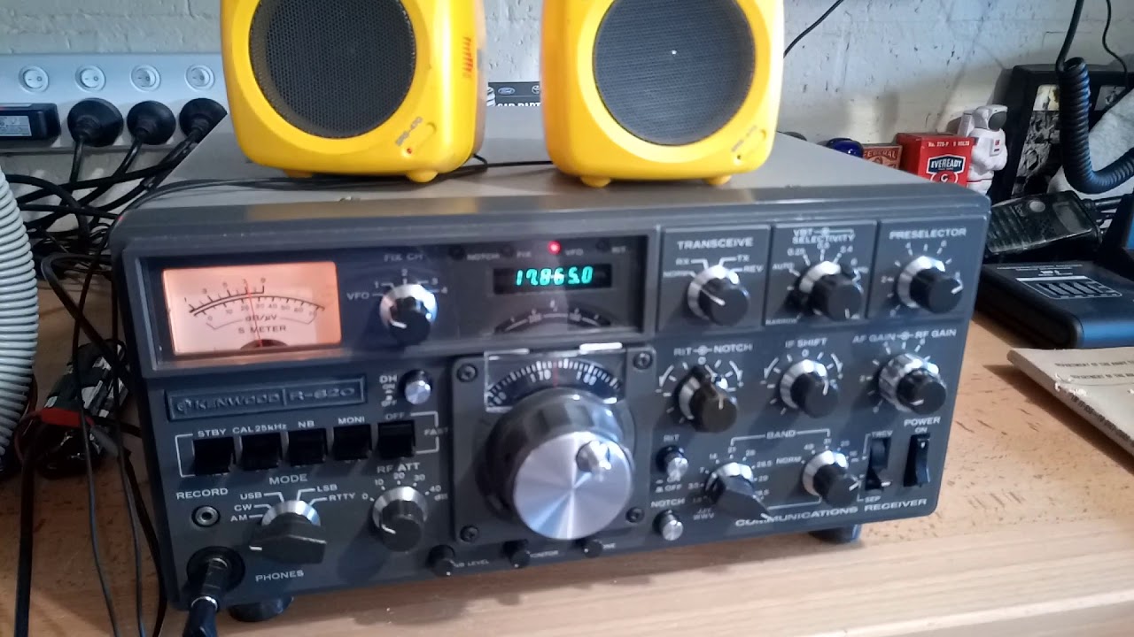 Rare Kenwood R820 out for some listening on the 16 metre band. YouTube
