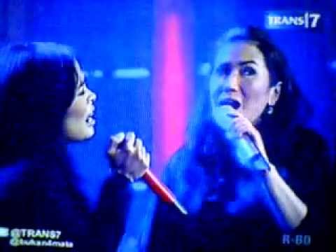 Nicky Astria feat. Tantri Kotak (Bukan Empat Mata Trans7)