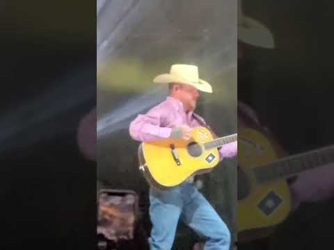 Cody Johnson Diamond In My Pocket (Live Springfield Raceway 8/21/2021)