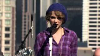 Video thumbnail of "Taylor Swift - Mean (Live)"