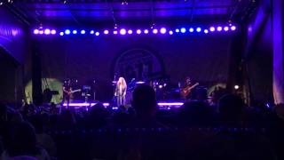 Amanda  Marshall  - Beautiful Goodbye Live 2017
