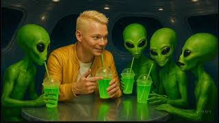 COMBINA COM VOCÊS! (#3) MILKSHAKE ALIEN! por Canalizamor David Silva