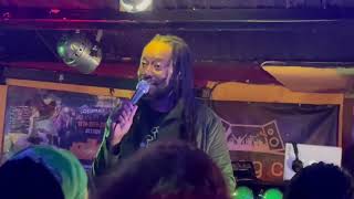 Duane Stephenson  To The Lord