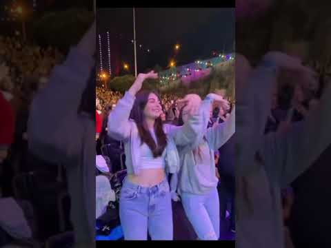 Leya Kırşan Konserde Keşfet Fypシ Lkfc Leyakirşan Keşfetol Keşfetbeniöneçıkar