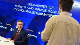 Встреча Ильи Андреева с Министром науки России. Валерий Фальков отвечает на вопросы студента КФУ