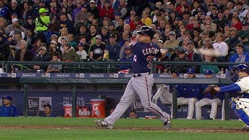 MIN@SEA: Centeno blasts an RBI double off the wall