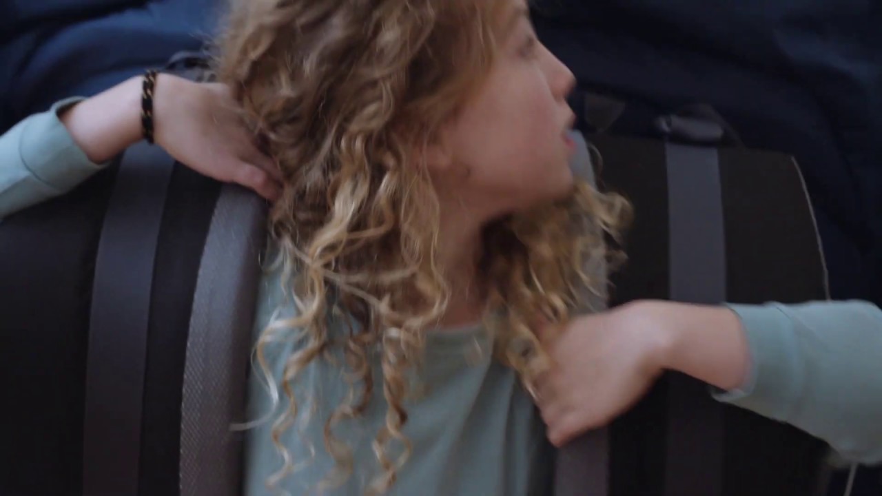 Le stress freine même l’enfant le plus actif. - Moins de pression. Plus d'enfance. - Pro Juventute