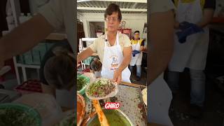 Con 100 varos comen 4 en tacos kali