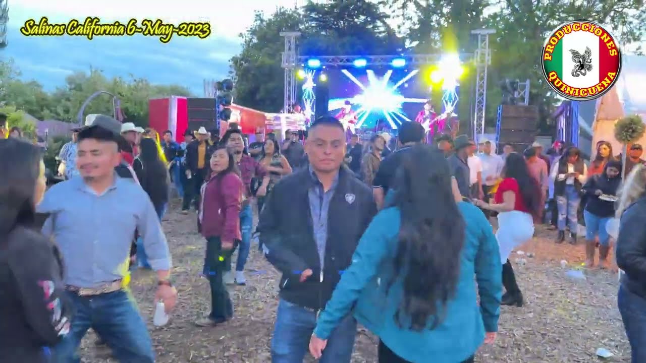 Baile feria anual Santa Cruz Zenzontepec en Salinas California 
