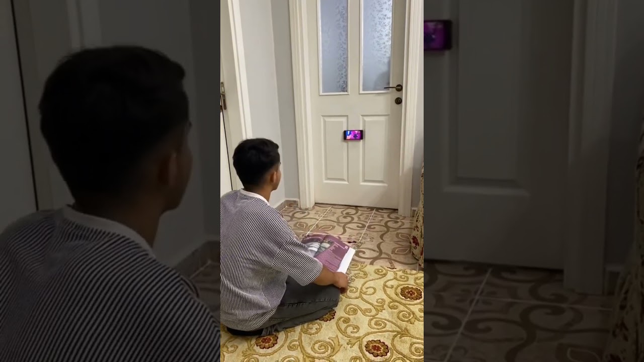 Люди с юмором.