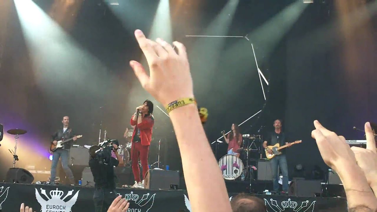 Julian Casablancas 11th Dimension Live At Eurock ennes 2010 HD julian-casablancas-the-voidz-11th-dimension-the-roxy-theatre-youtube