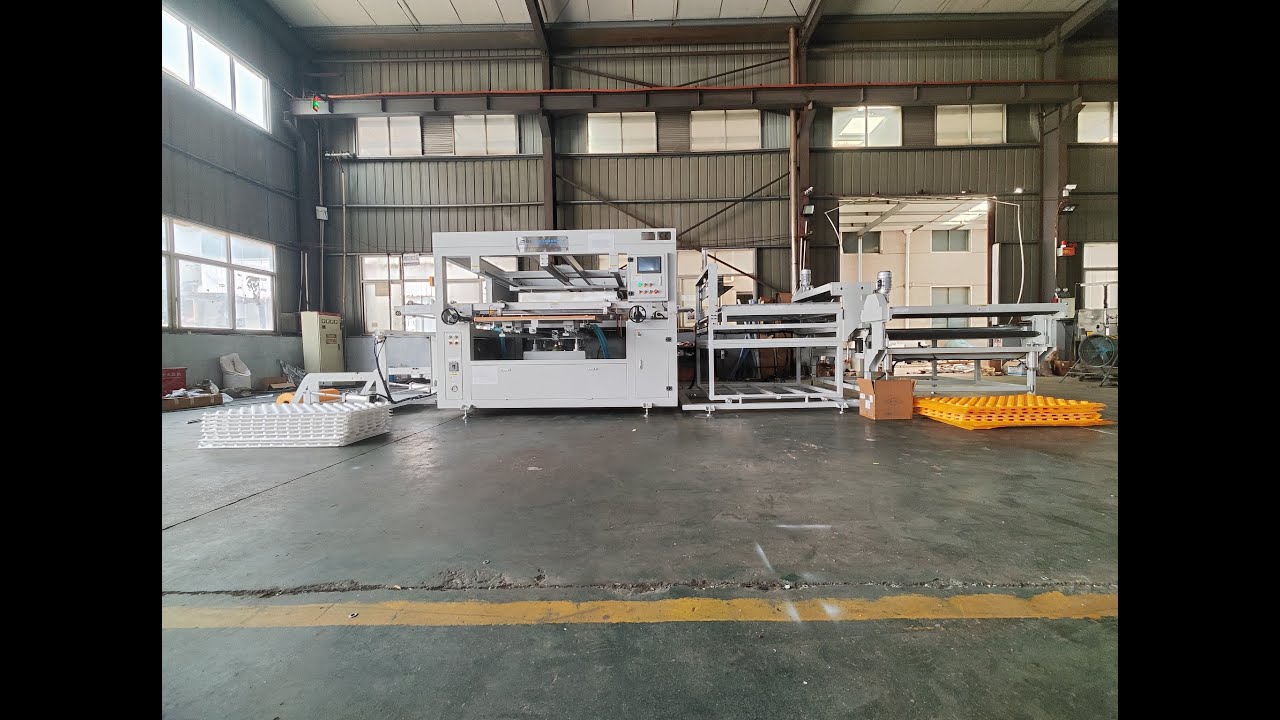 Shipping EPS Shape Molding Machine and Film Covering Underfloor Heating Board Forming Machine