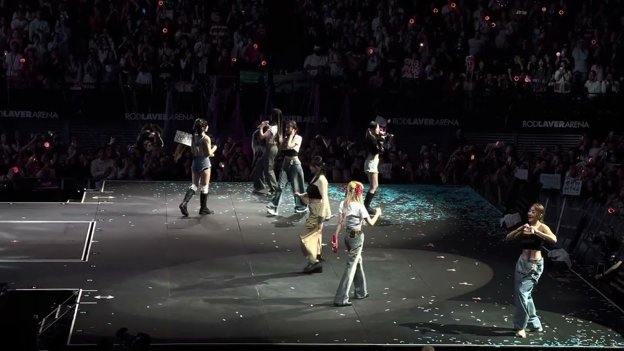 Signal - Twice (Ready to Be - Encore - Melbourne - Day 1)