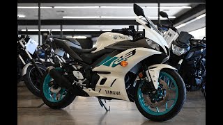 2024 Yamaha R3 Onyx Moto