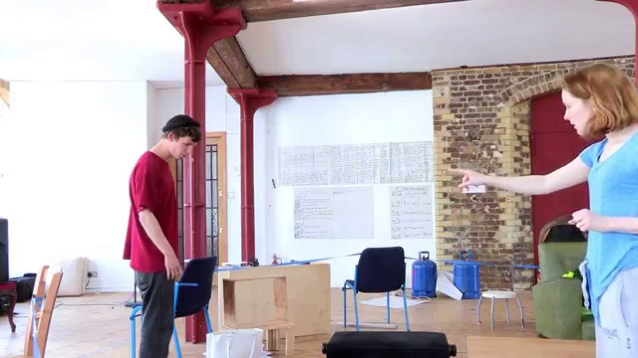 Behind the Scenes of Violence and Son