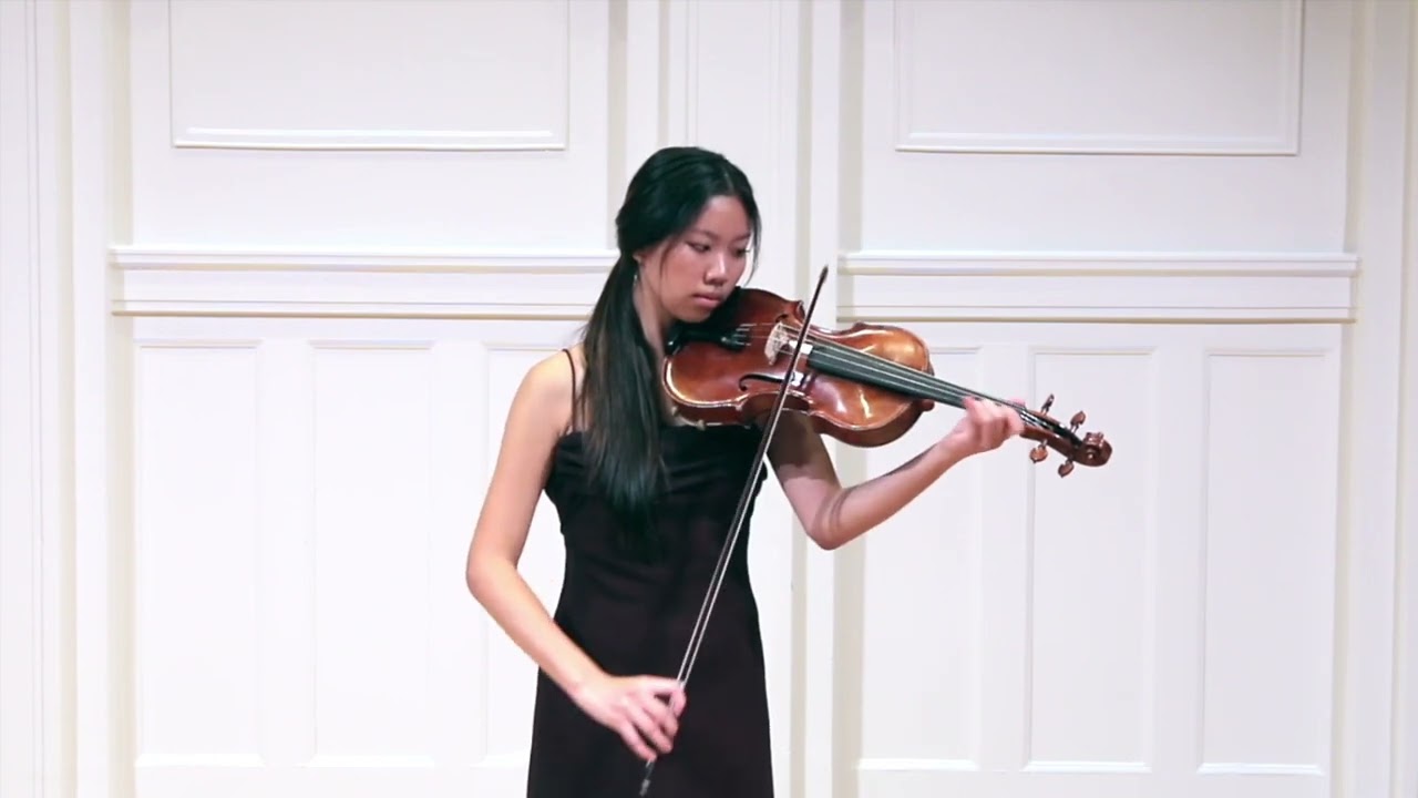 Vieuxtemps Solo Viola Capriccio + Telemann Viola Concerto Mvt. II performed by Lucy Liu