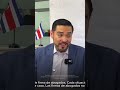 ¿Tengo que ir acompañado de un abogado a la audiencia en la corte de inmigración?...