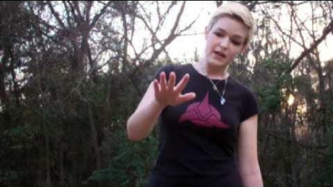 Beginner Contact Juggling - The Basic Cradle