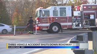 Teays Valley Road reopens after crash