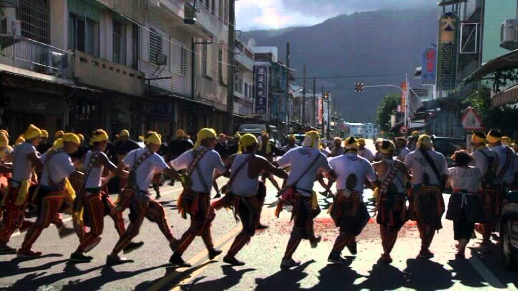 Interview de Jean-Robert Thomann sur le film documentaire " Naluwan"