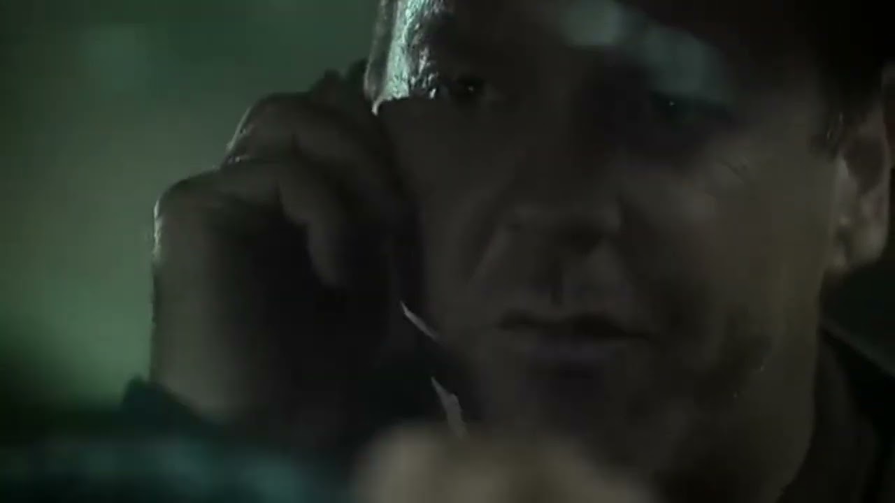 24 (2001–2010) Day 2: 11:00 a.m.-12:00 p.m. Michelle gives Jack an update